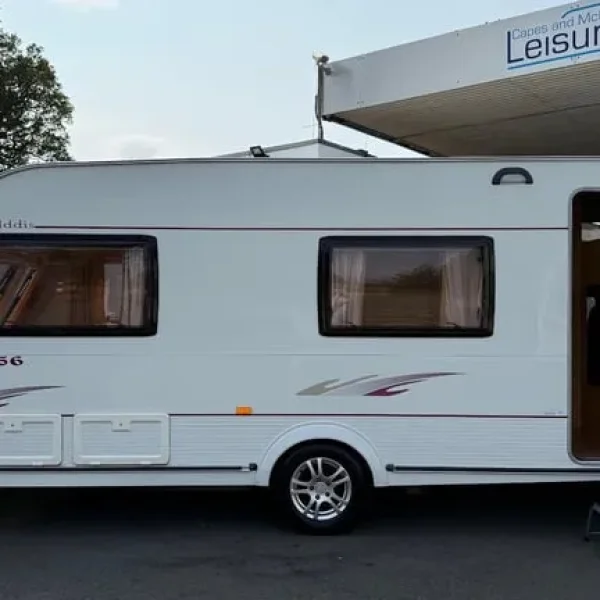 2005 Elddis Queensferry 556 SE 6 Berth Family Caravan with Rear Fixed Bunk Beds
