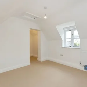 2 bedroom end of terrace house in Oakham, Rutland - Image 4