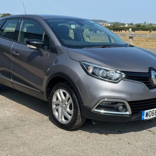 2017 Renault Captur 0.9L Dynamique Nav 5-door SUV