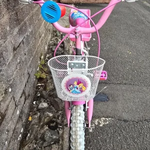 Kids bike