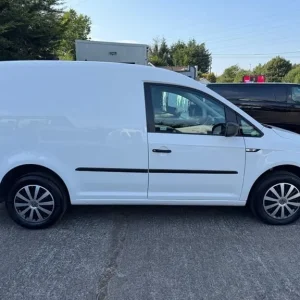 2019 Volkswagen Caddy 2.0 TDI Panel Van - Image 6