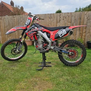 2011 CRF250 - Image 2