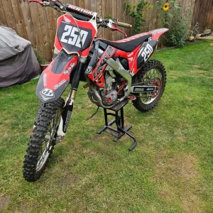 2011 CRF250 - Image 3