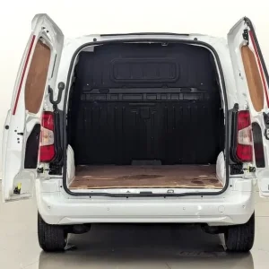 2020 Vauxhall Combo Turbo D 2300 Sportive Panel Van Diesel Manual - Image 4