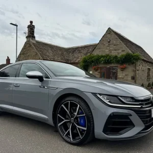 2021 Volkswagen Arteon R 2.0 TSI 4Motion DSG - Image 2