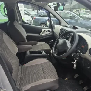 2014 Peugeot Partner Tepee 1.6 HDi 92 Outdoor 5dr MPV Diesel Manual - Image 5