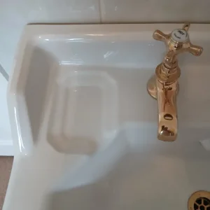 Bathroom pottery - Image 3