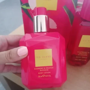 Ted baker case with lotions and spray - Image 8