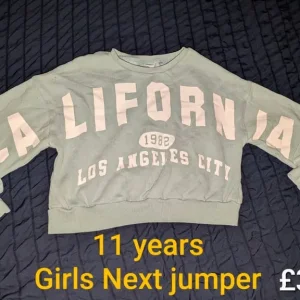 Girls 9-10 and 11-12 year clothes collection - Image 8