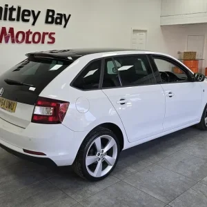 2014 Skoda Rapid Spaceback TDI SE Sport Hatchback - Image 3