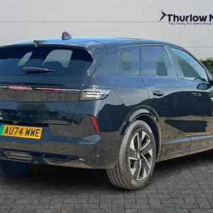 2024 Vauxhall Grandland 73kWh GS SUV 5dr Electric Auto (213 ps) - Image 3