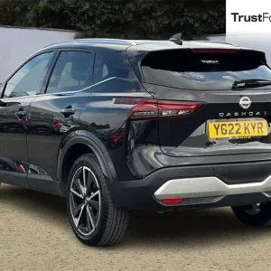 2022 Nissan Qashqai 1.3 DIG-T MHEV Tekna SUV 5dr - Image 2