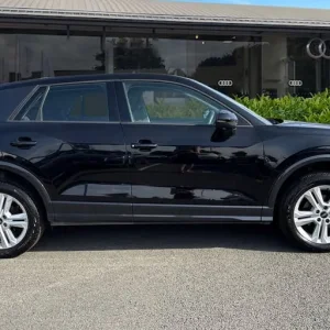 2022 Audi Q2 Sport 30 TFSI 110 PS 6-speed SUV PETROL Manual - Image 3