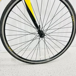 Carrera TDF Road Bike Size M 16 Speed STI Gears - Image 5