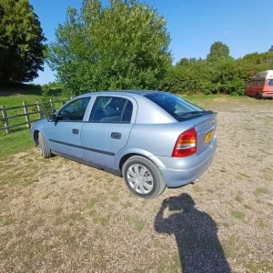 AUTOMATIC ASTRA 1.6 - MOT MAY 2026 - Image 4