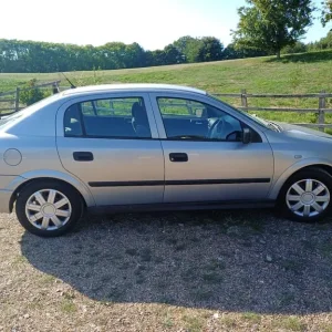 AUTOMATIC ASTRA 1.6 - MOT MAY 2026 - Image 6