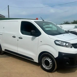 2019 Vauxhall Vivaro 2.0 Turbo D 3100 Edition Panel Van - Image 2