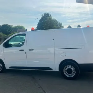 2019 Vauxhall Vivaro 2.0 Turbo D 3100 Edition Panel Van - Image 5