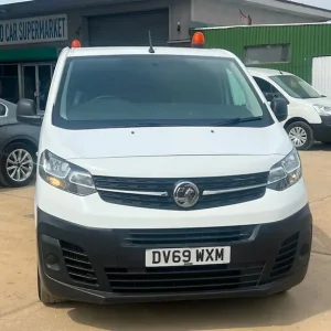 2019 Vauxhall Vivaro 2.0 Turbo D 3100 Edition Panel Van - Image 8