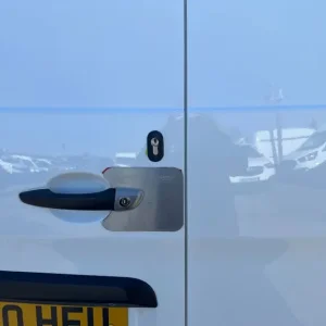 2020 Citroen Dispatch 2.0 BlueHDi 120 Enterprise Panel Van - Image 3