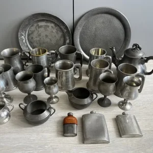 Pewter tankards and plates bundle - Image 5