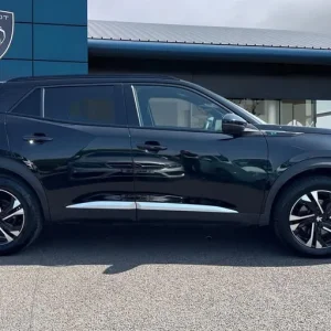 2022 Peugeot E-2008 50kWh GT 5-door Electric SUV - Image 3