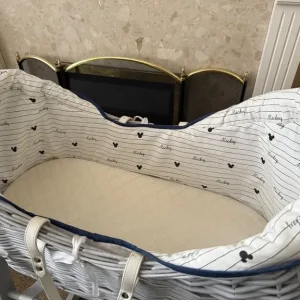 Mickey Mouse Moses basket - Image 3
