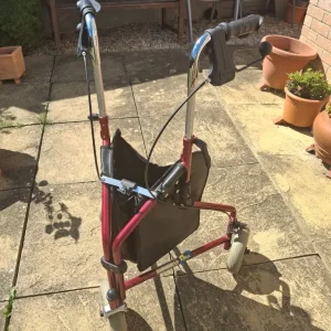 Tri walker