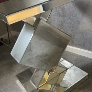 Mirrored lamp table