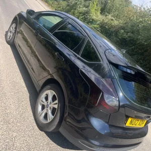 Ford Focus Hatchback 2012 Manual 1.6L - Image 2