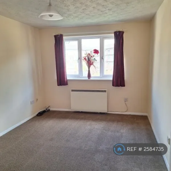 1 bedroom flat in Baker Court, E11