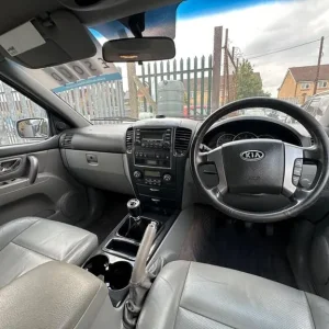 2009 Kia Sorento 2.5 CRDi XS 5dr Estate Diesel Manual - Image 2