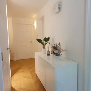 White gloss sideboard - Image 5