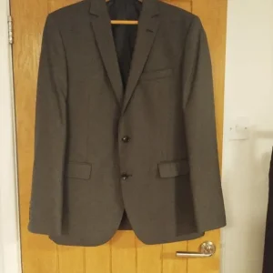 Grey Men's Suit - Image 2