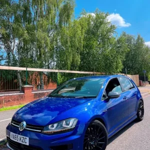 2016 Volkswagen Golf R 2.0 Tsi - Image 2
