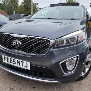 2015 Kia Sorento 2.2 CRDi AWD Estate Diesel Automatic - Image 7