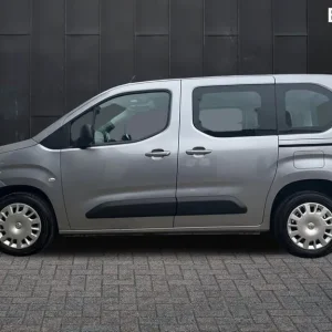 2021 Vauxhall Combo Life 1.2 Petrol Manual 5-door Estate - Image 8