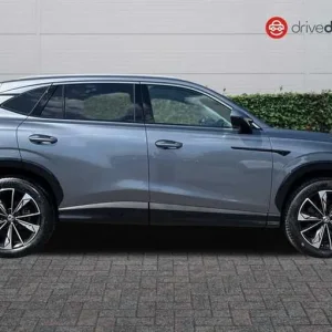 2024 MG HS 1.5 T-GDI SE SUV – 5-door petrol automatic - Image 2