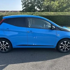 2019 Toyota AYGO VVT-i x-trend Hatchback Petrol Manual - Image 2