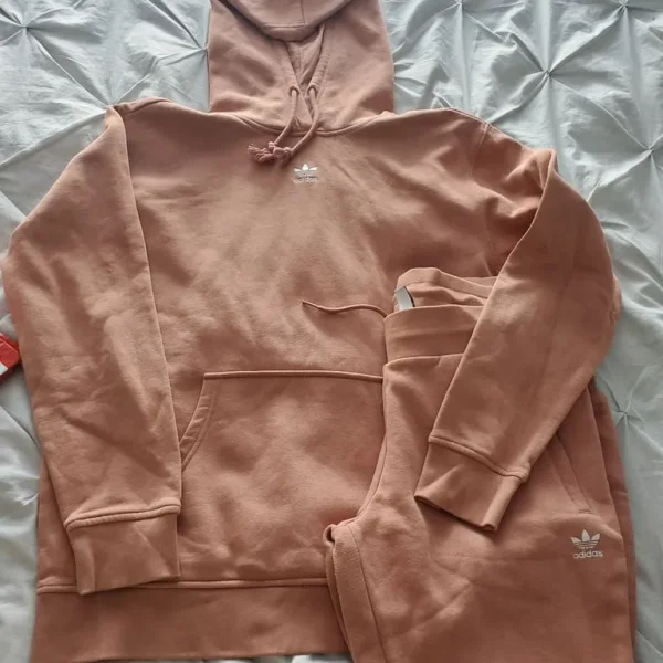 Adidas jogging suit