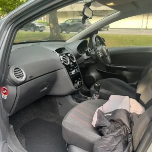 Vauxhall Corsa SXi 2011 - Image 8