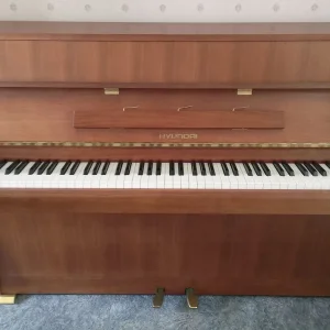 Hyundai U810 upright piano - Image 2