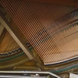 Hyundai U810 upright piano - Image 3