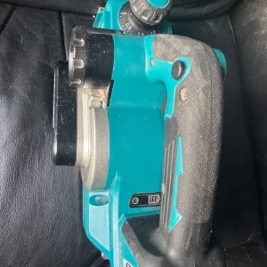 Makita 18v LXT planer DKP181Z - Image 4