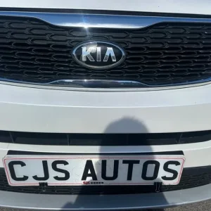 2015 Kia Sorento CRDI KX-3 Estate – White, 7 Seats, Pan Roof, Full Service History - Image 5