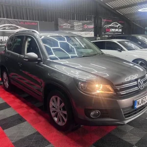 2012 Volkswagen Tiguan 2.0 TDi BlueMotion Tech SE 5-door Estate Diesel Manual