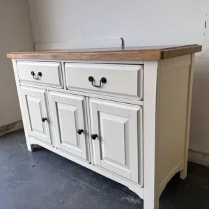 Barker and Stonehouse solid oak sideboard - Image 2