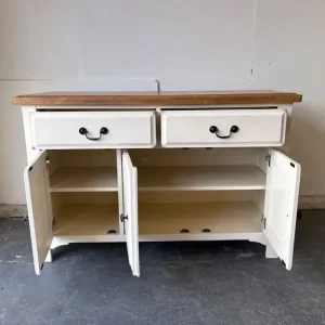 Barker and Stonehouse solid oak sideboard - Image 3