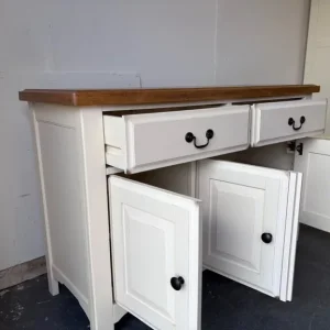 Barker and Stonehouse solid oak sideboard - Image 4