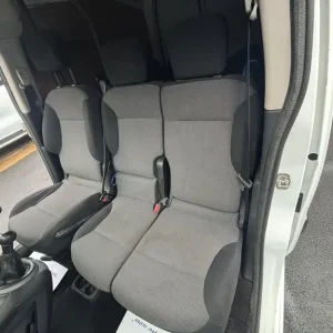 2017 Peugeot Partner 1.6 BlueHDi 854 Professional 5-door van - Image 8